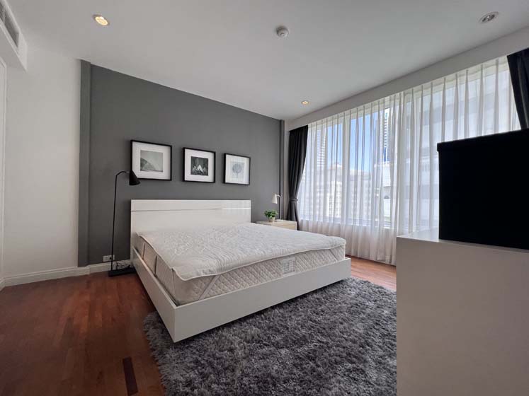 Condominium in Ploenchit 